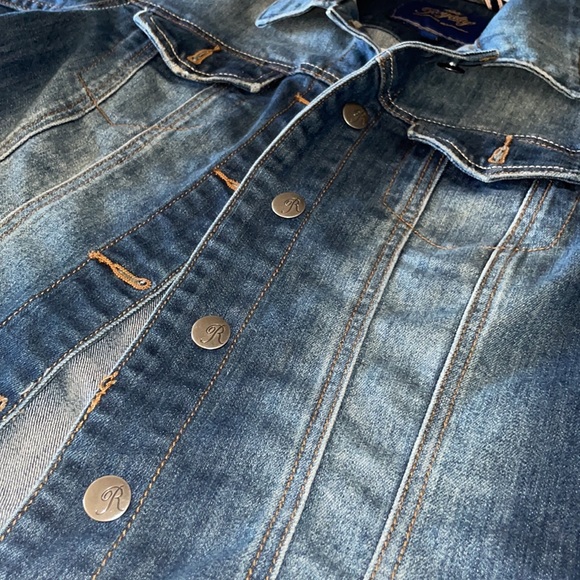 Jean jacket - Picture 2 of 2